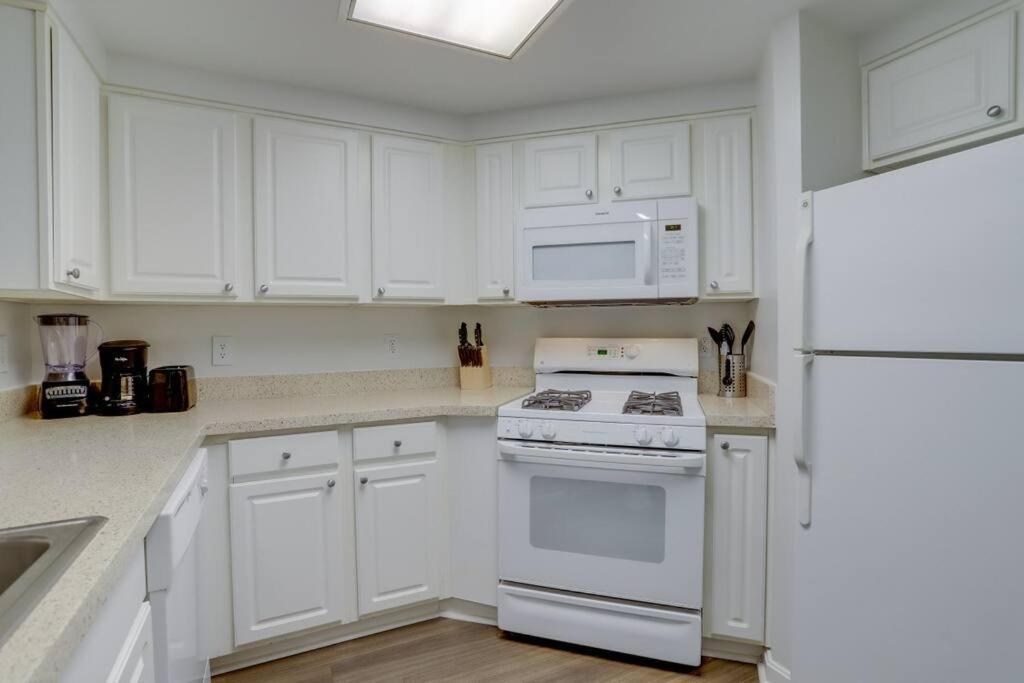 Sensational 1 Bedroom Condo At Ballston Place With Gym Арлингтон Экстерьер фото