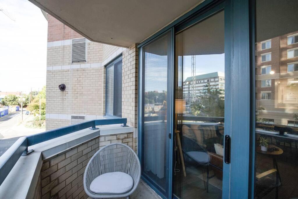 Sensational 1 Bedroom Condo At Ballston Place With Gym Арлингтон Экстерьер фото