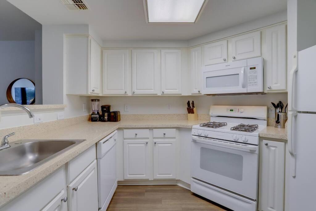 Sensational 1 Bedroom Condo At Ballston Place With Gym Арлингтон Экстерьер фото